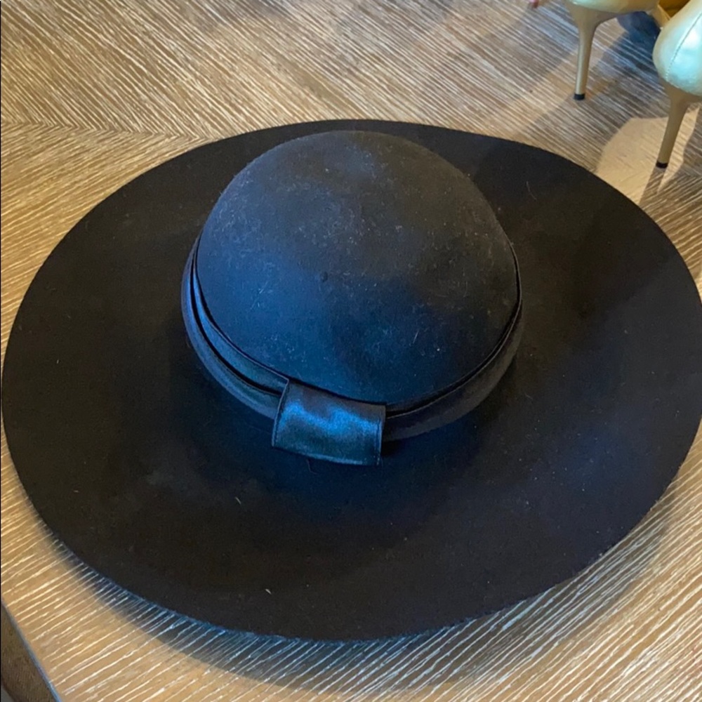 Jessica Simpson Floppy Black Hat